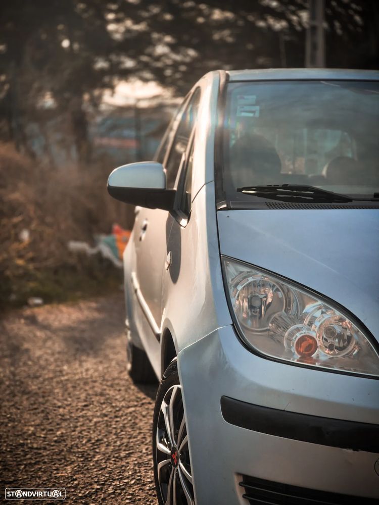 Mitsubishi Colt 1.1 Invite - 8
