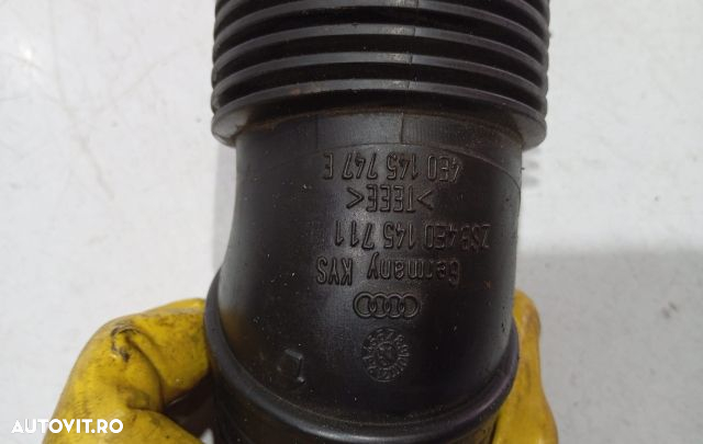 Furtun admisie 4E0145747E 3.0tdi Audi A8 D3/4E [2002 - 2005] - 2