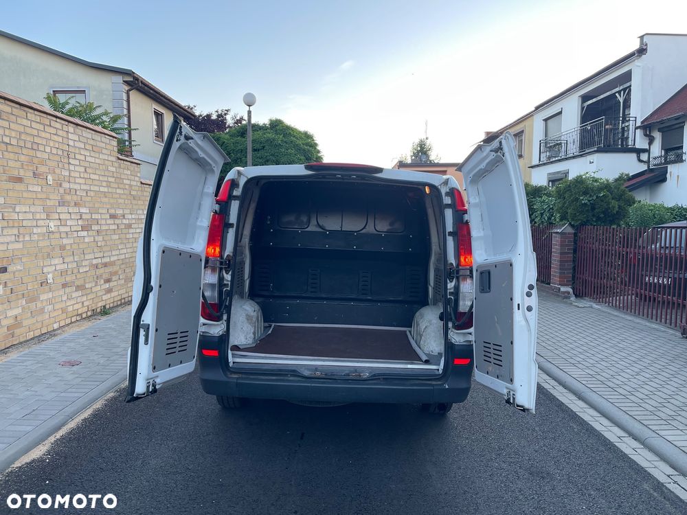 Mercedes-Benz Vito Univan 639.605 - 5