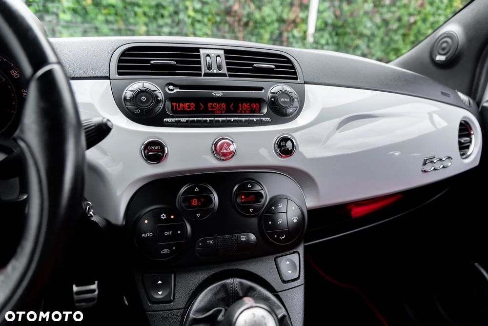 Fiat 500 1.4 16V by Gucci - 38