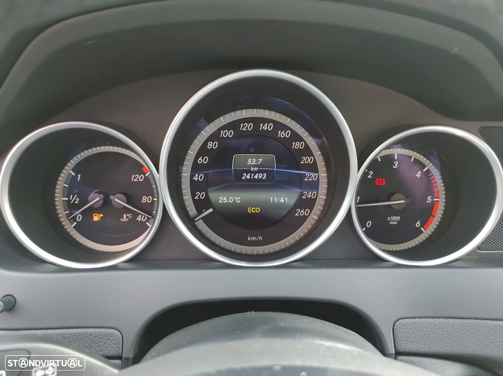 Mercedes-Benz C 180 - 23