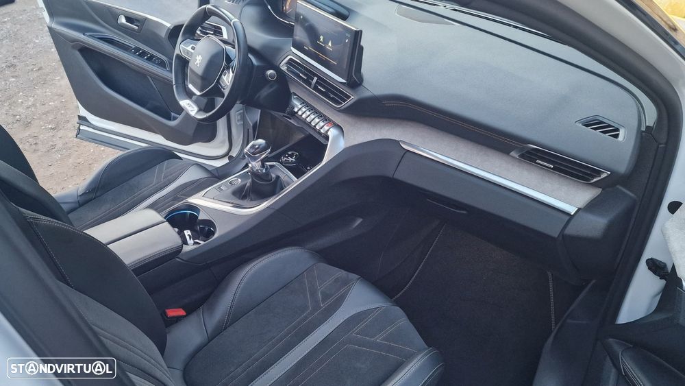 Peugeot 5008 1.5 BlueHDi GT - 29