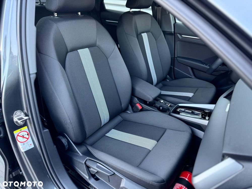 Audi A3 Limousine 35 TFSI mHEV S Line S tronic - 32
