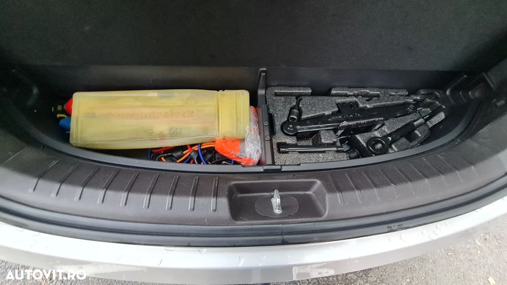 Hyundai Santa Fe 2.2 CRDi 2WD Style - 15