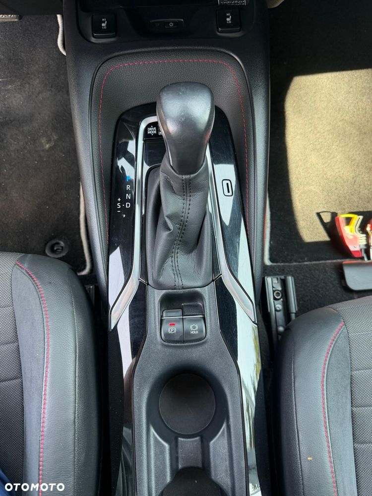 Toyota Corolla 2.0 Hybrid Executive - 10