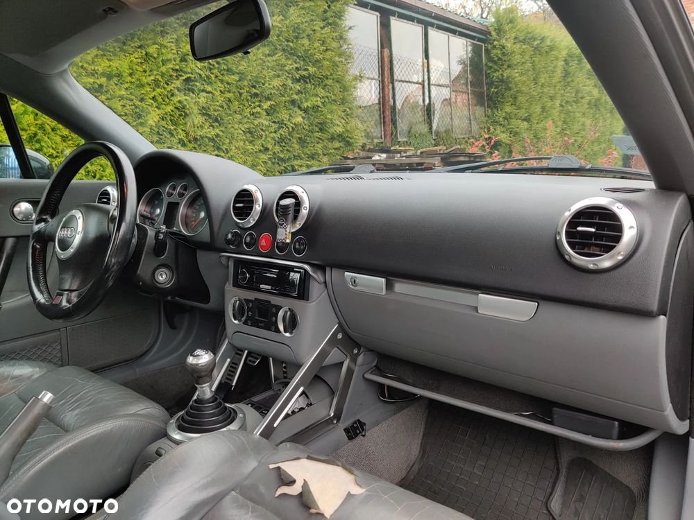 Audi TT Coupé 1.8 T - 11