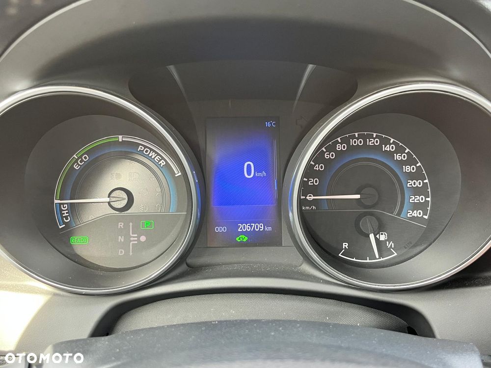 Toyota Auris Hybrid 135 Premium - 27