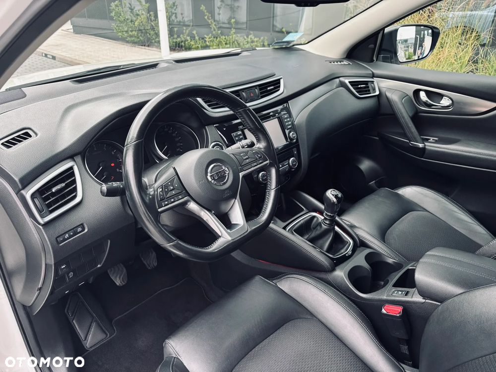 Nissan Qashqai 1.6 DIG-T Tekna - 9