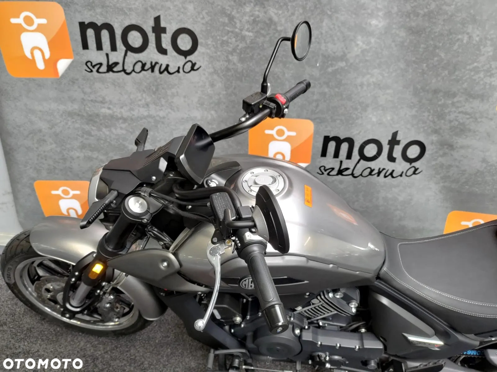 Morbidelli C1002V - 14