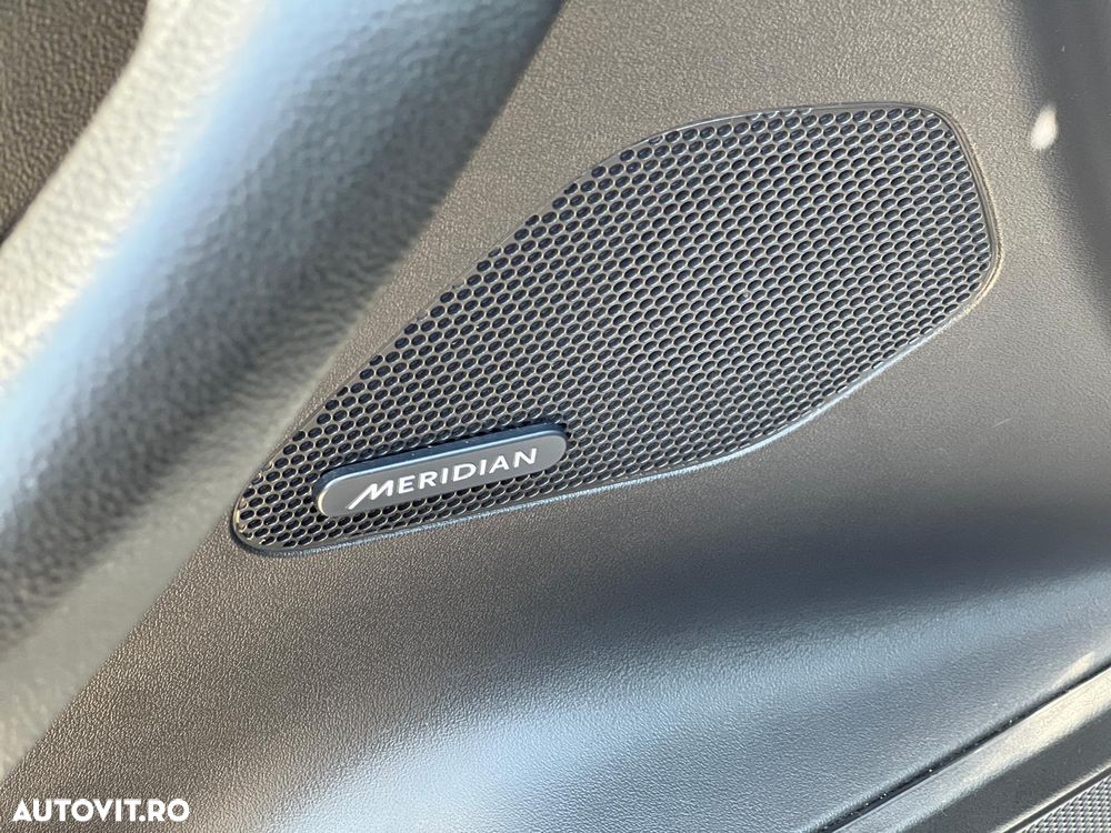 Jaguar F-Pace 30d AWD 300 Sport - 13