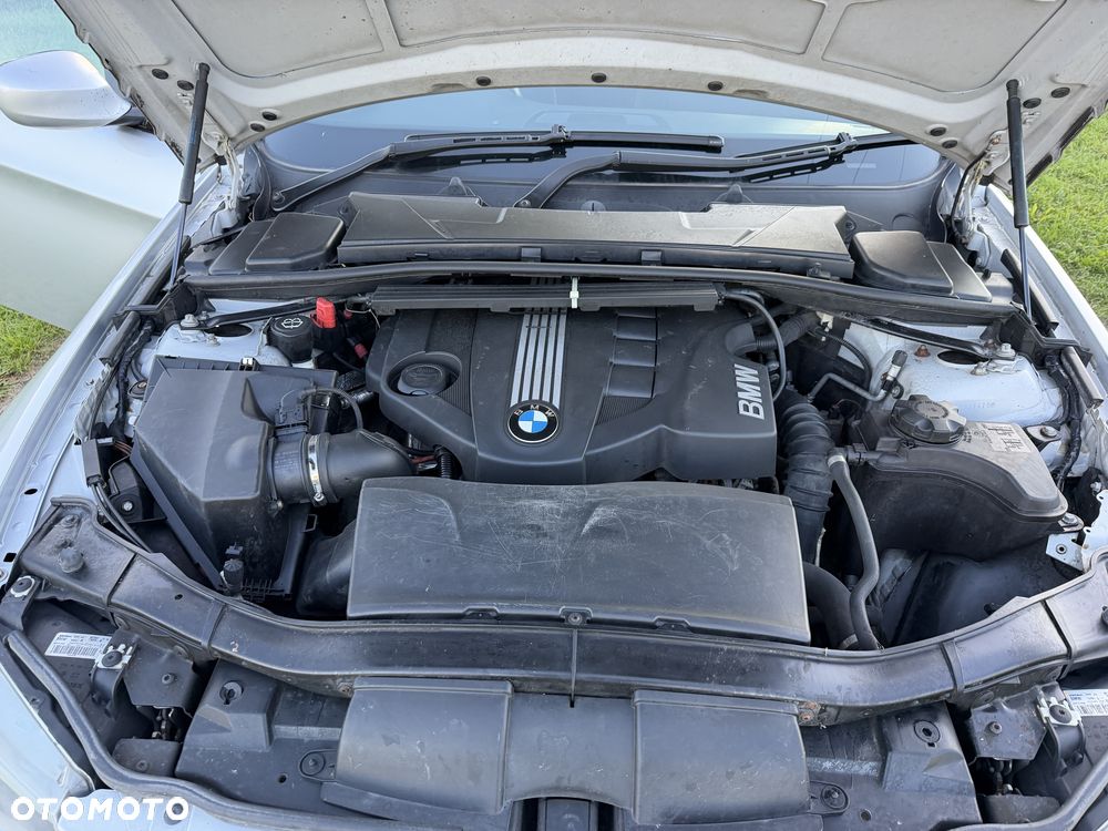 BMW Seria 3 2008 photo 5