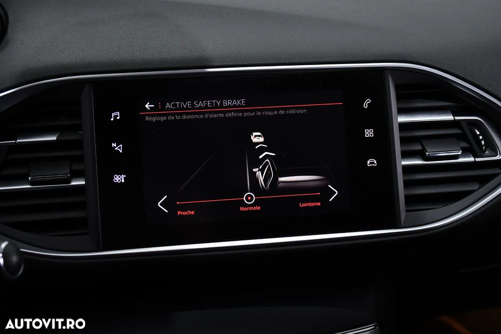 Peugeot 308 1.2 L PureTech Turbo S&S Active - 24