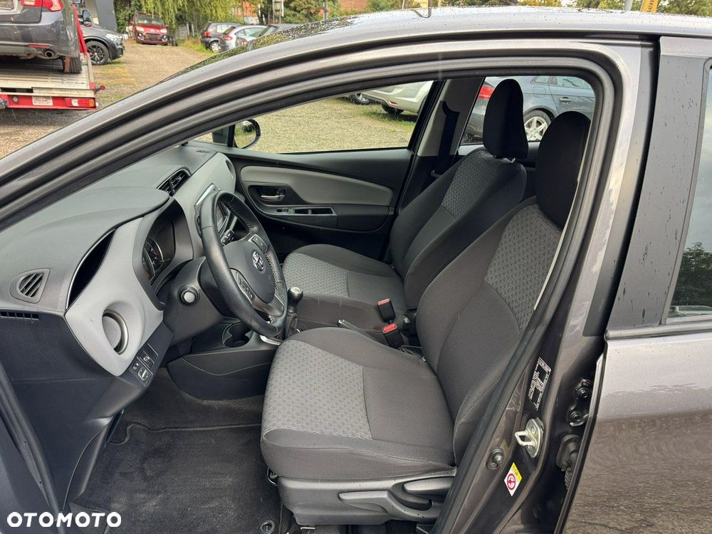 Toyota Yaris - 23