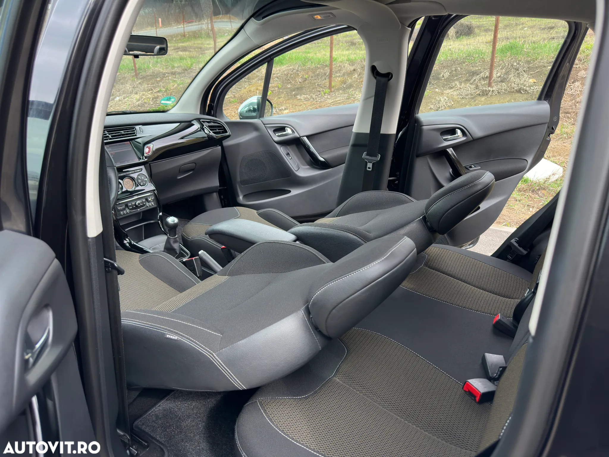 Citroën C3 e-HDi 90 FAP Exclusive - 16