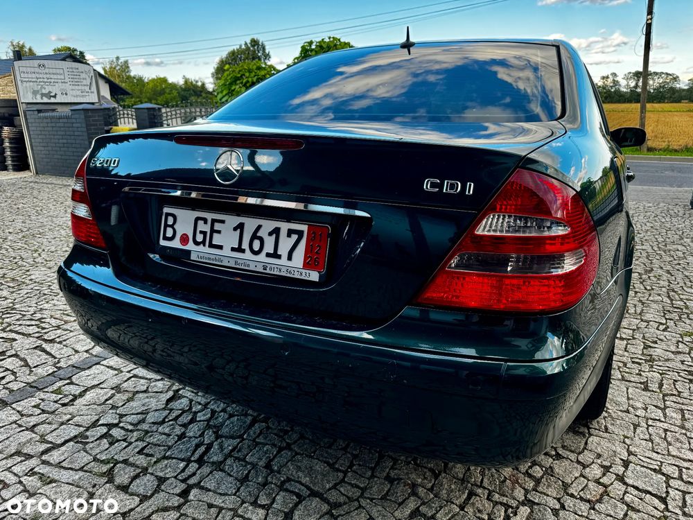 Mercedes-Benz Klasa E 200 CDI Automatik Classic - 14