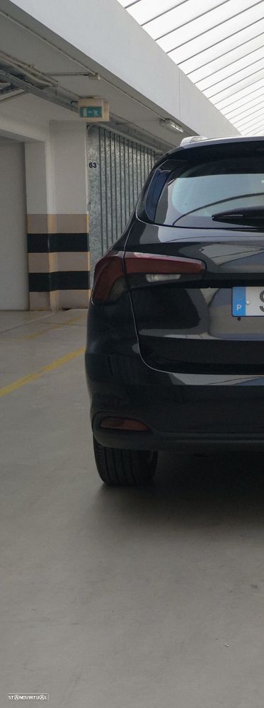 Fiat Tipo Station Wagon 1.3 M-Jet Lounge Tech - 47