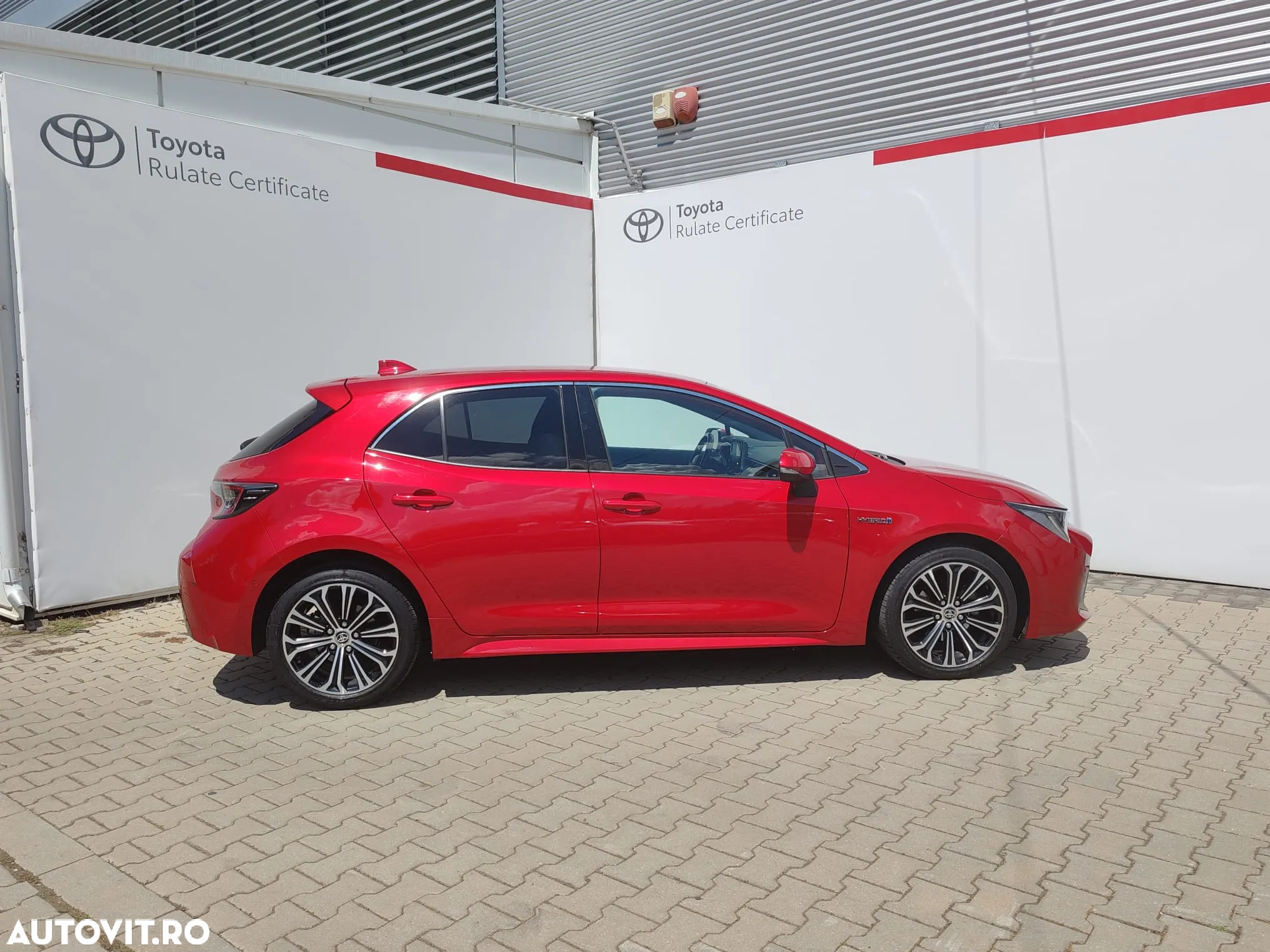 Toyota Corolla 1.8 HSD Exclusive GR Sport - 3