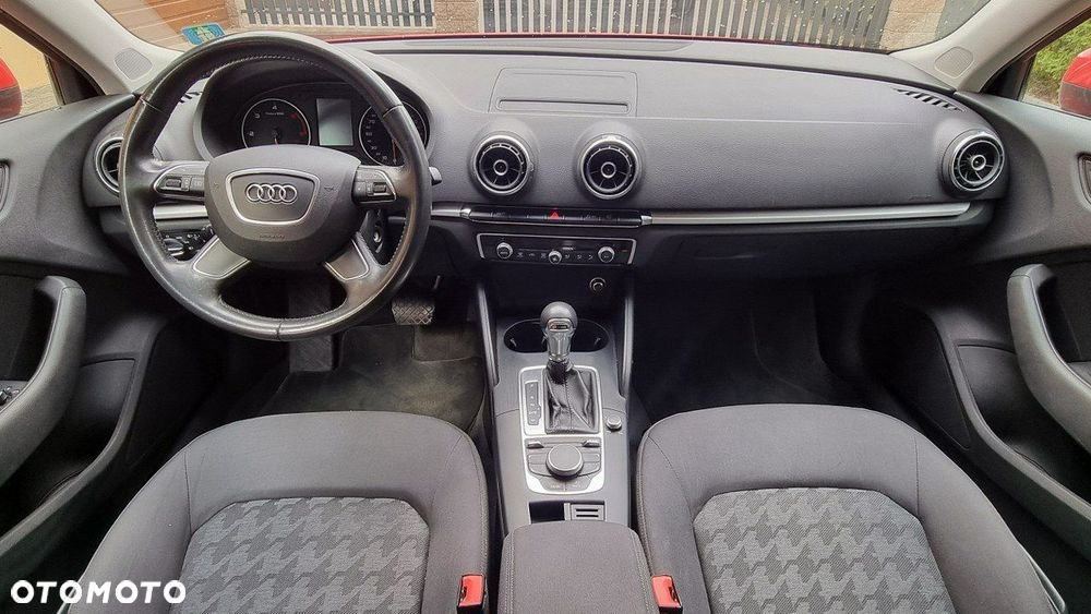 Audi A3 Sportback - 13