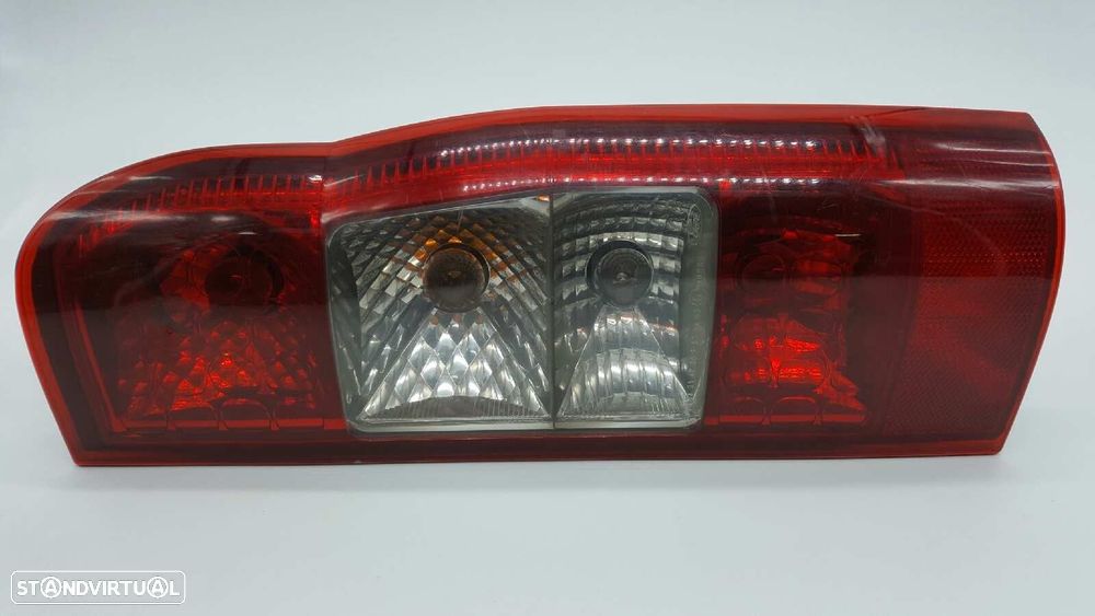 FAROLIM TRASEIRO DIREITO FORD TRANSIT COMBI '06 FT 330 MEDIANO - 2