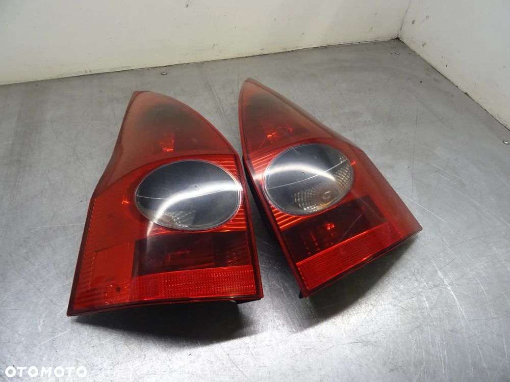 RENAULT MEGANE II KOMBI TED69 LAMPA TYLNA TYŁ PRAWA - 3