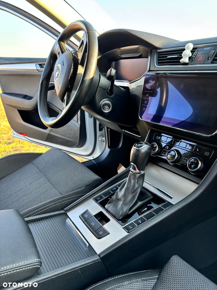 Skoda Superb 2.0 TDI Style DSG - 12