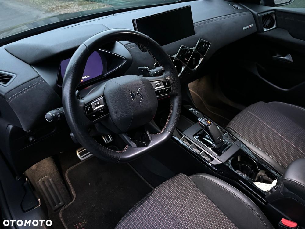 DS Automobiles DS 3 Crossback 1.2 PureTech Performance Line + - 10