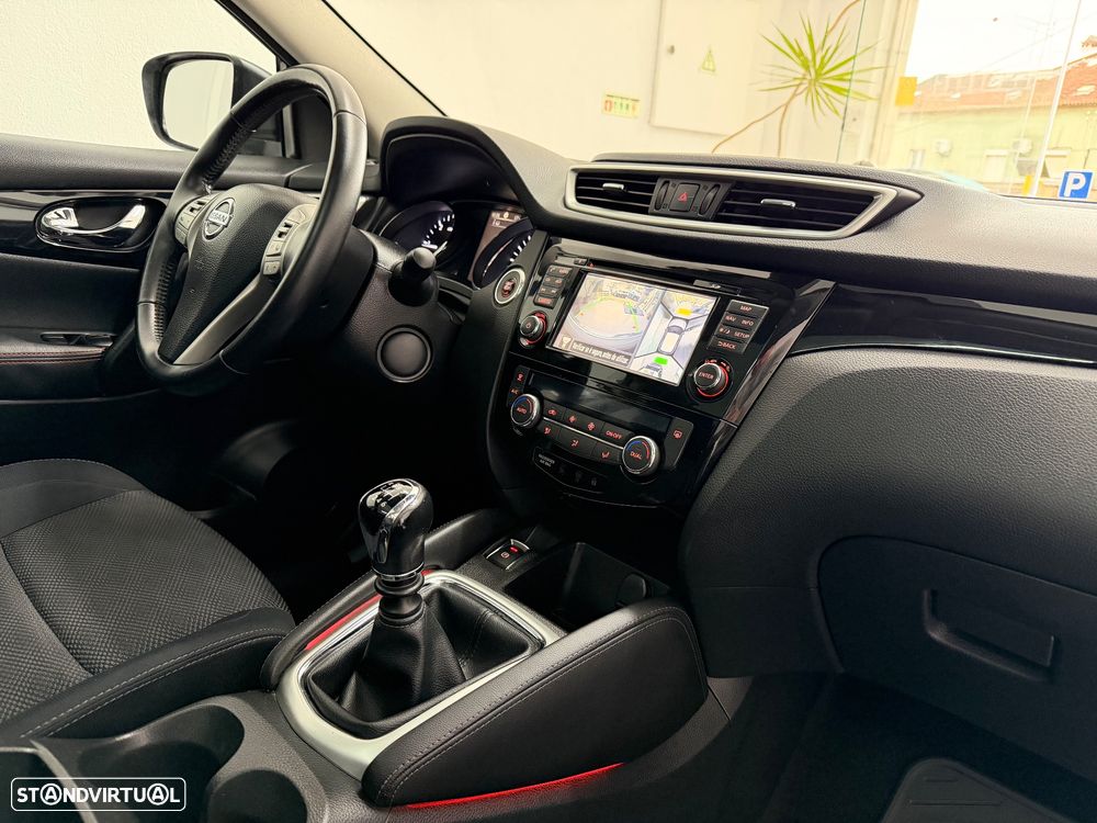Nissan Qashqai 1.5 dCi DPF 360 - 31