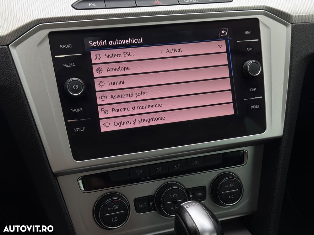 Volkswagen Passat - 26