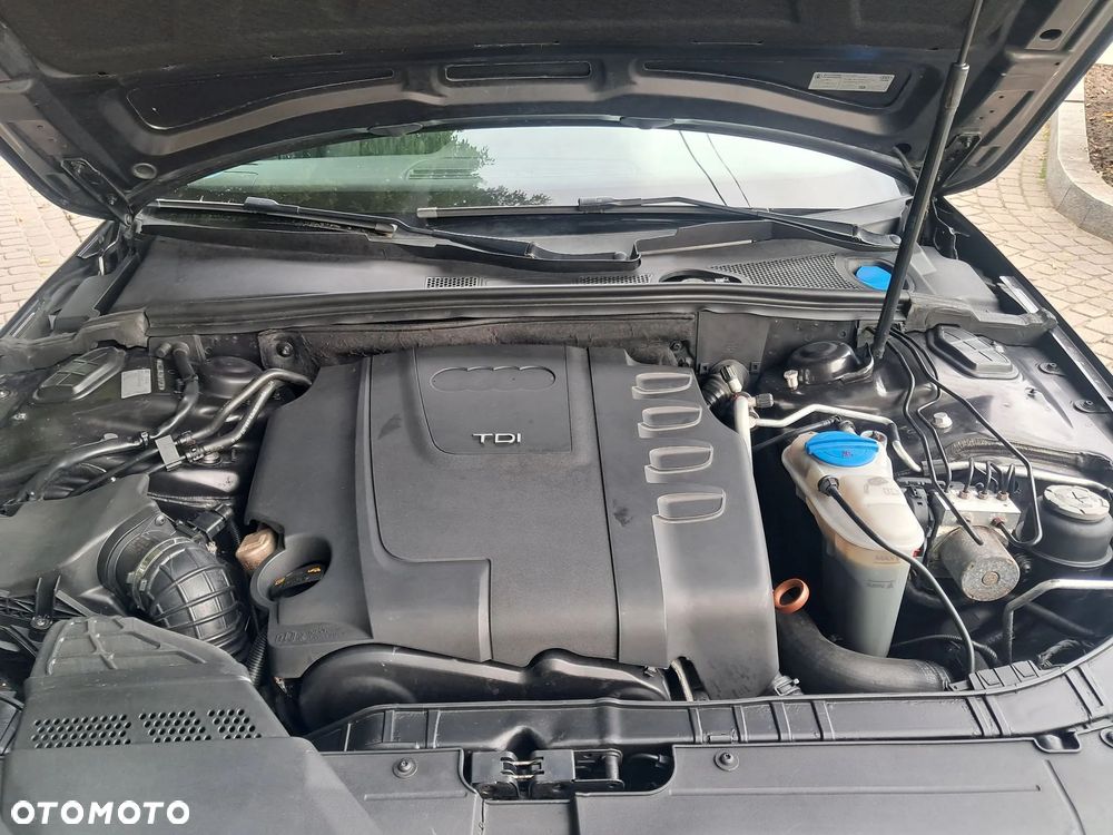 Audi A4 Avant 2.0 TDI - 17