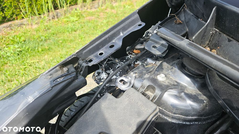 Mazda 2 - 8