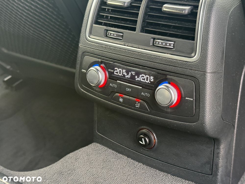Audi A6 Avant 2.0 TDI Ultra S tronic - 34