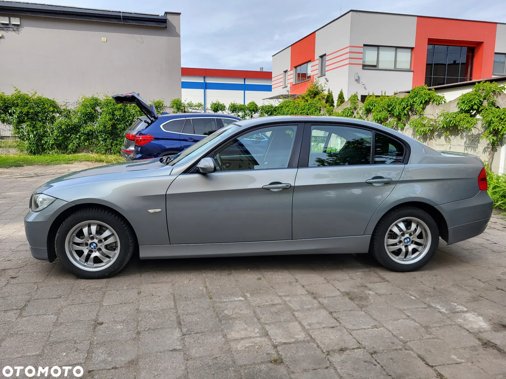 BMW Seria 3 318i - 3