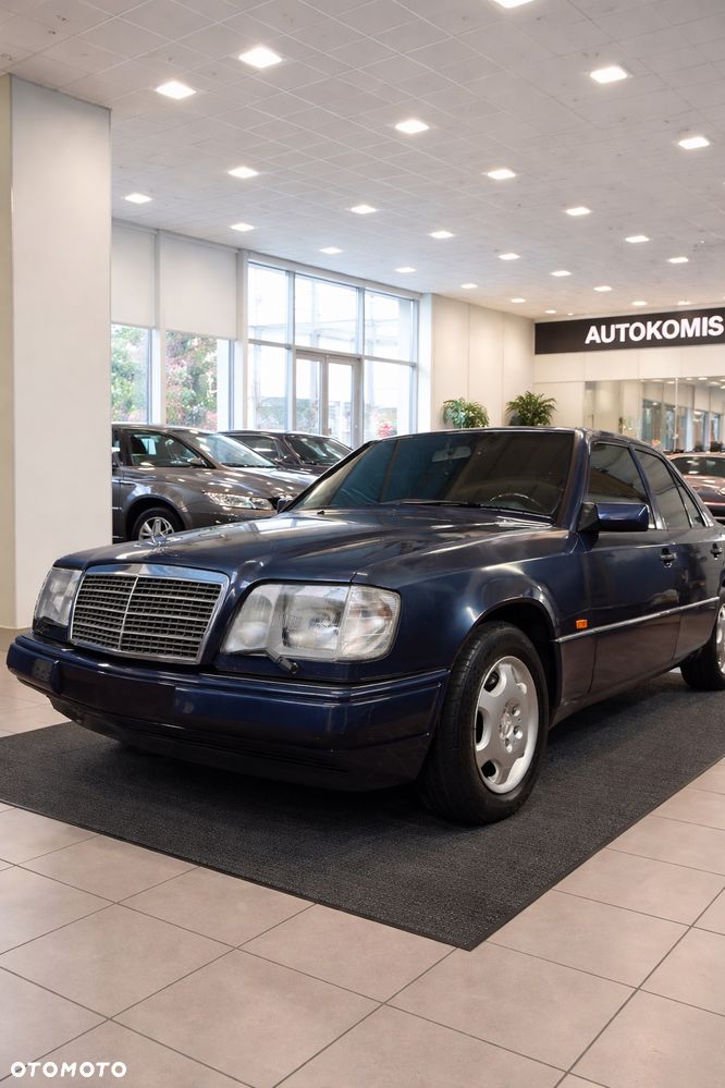 Mercedes-Benz Klasa E - 1