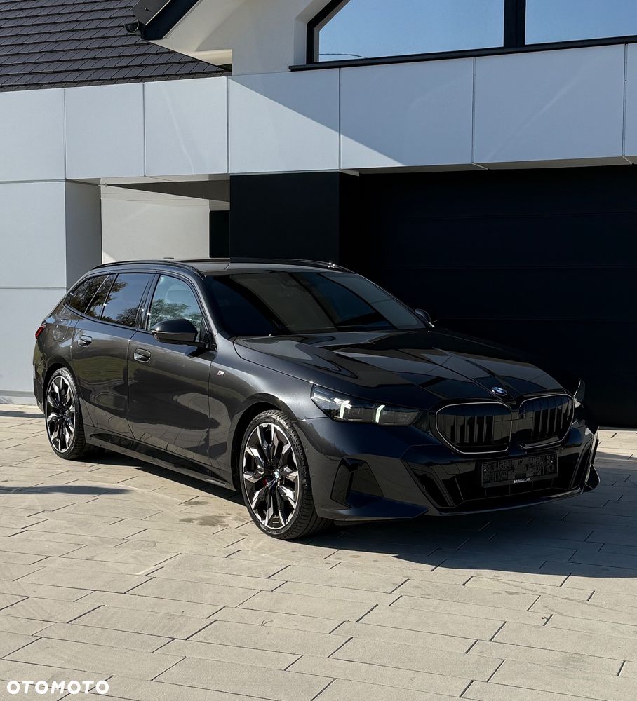 BMW Seria 5 540d xDrive - 24