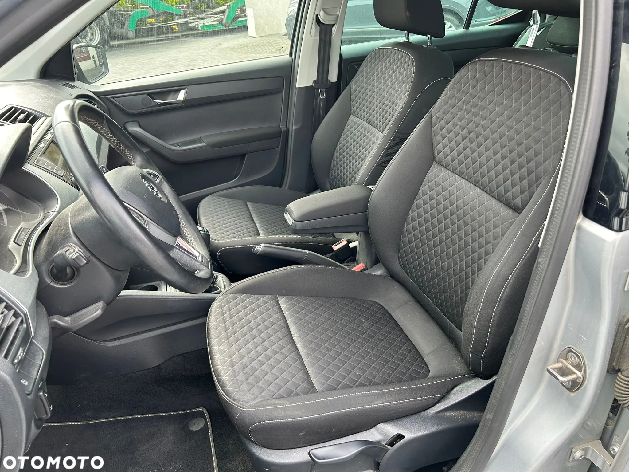 Skoda Fabia - 12