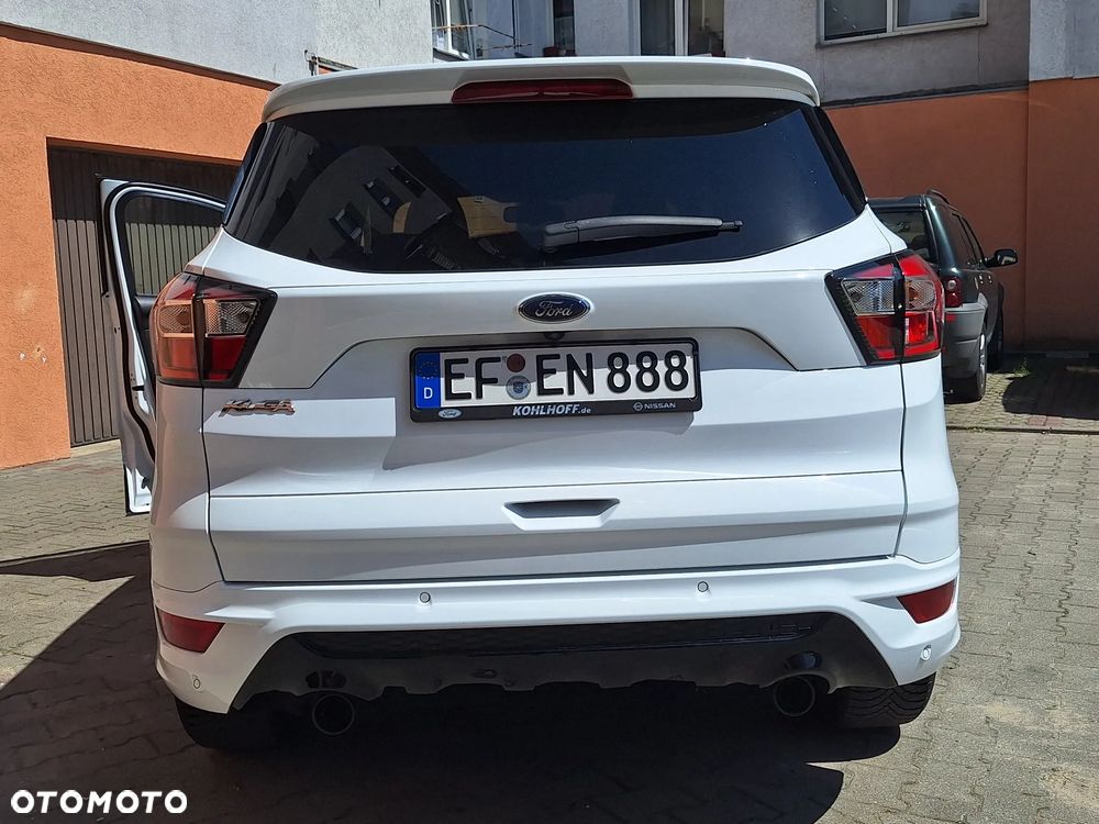 Ford Kuga 2.0 TDCi 2x4 ST-Line - 13
