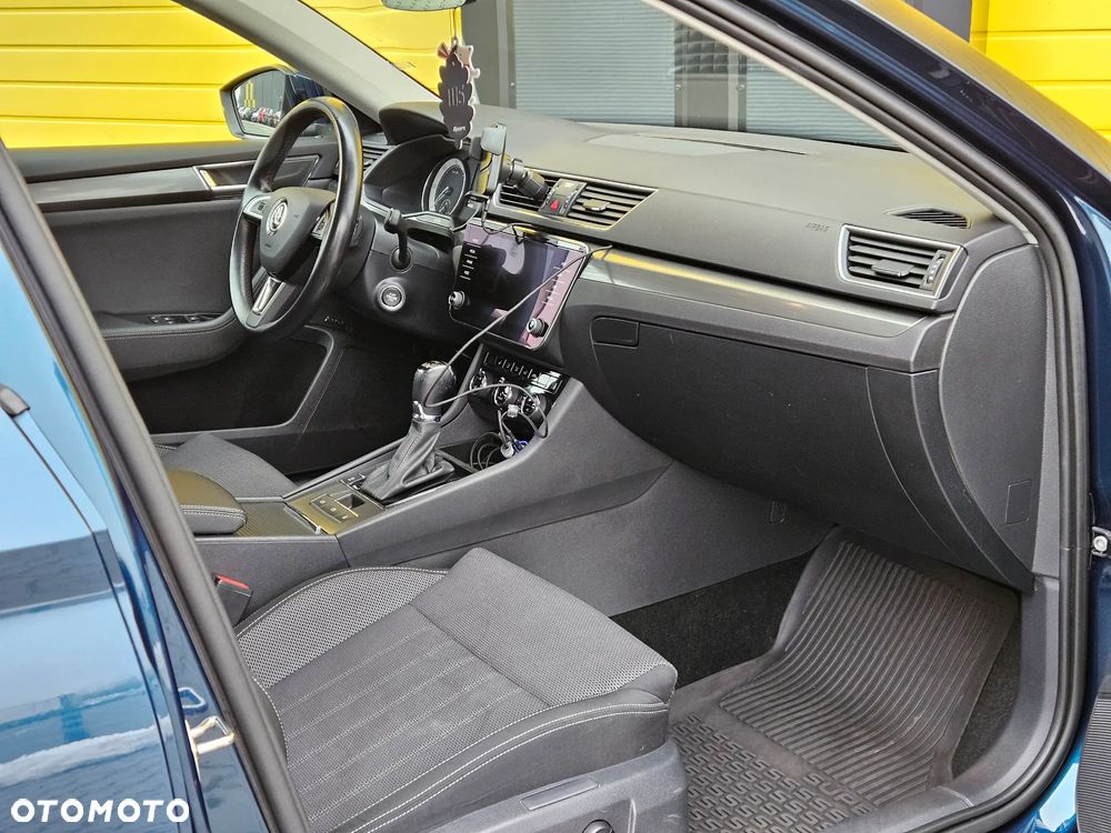 Skoda Superb 2.0 TDI 4x4 Style DSG - 13