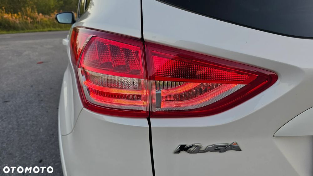 Ford Kuga - 10