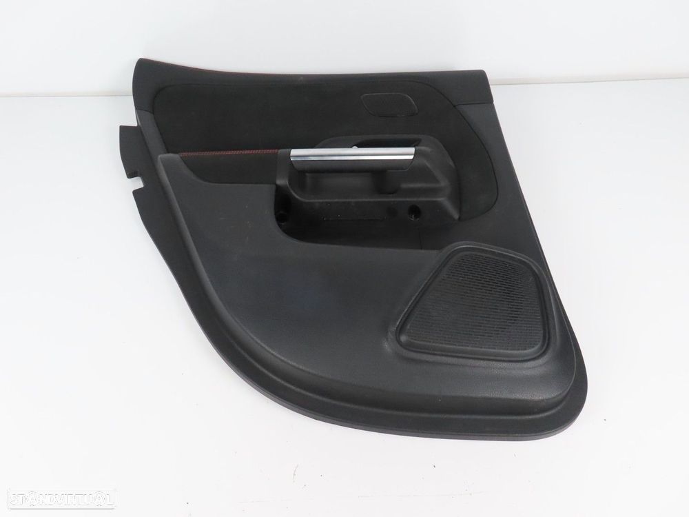 Forra da Porta em Alcântara Esquerdo/Trás Seminovo/ Original MERCEDES-BENZ GLA-C... - 3