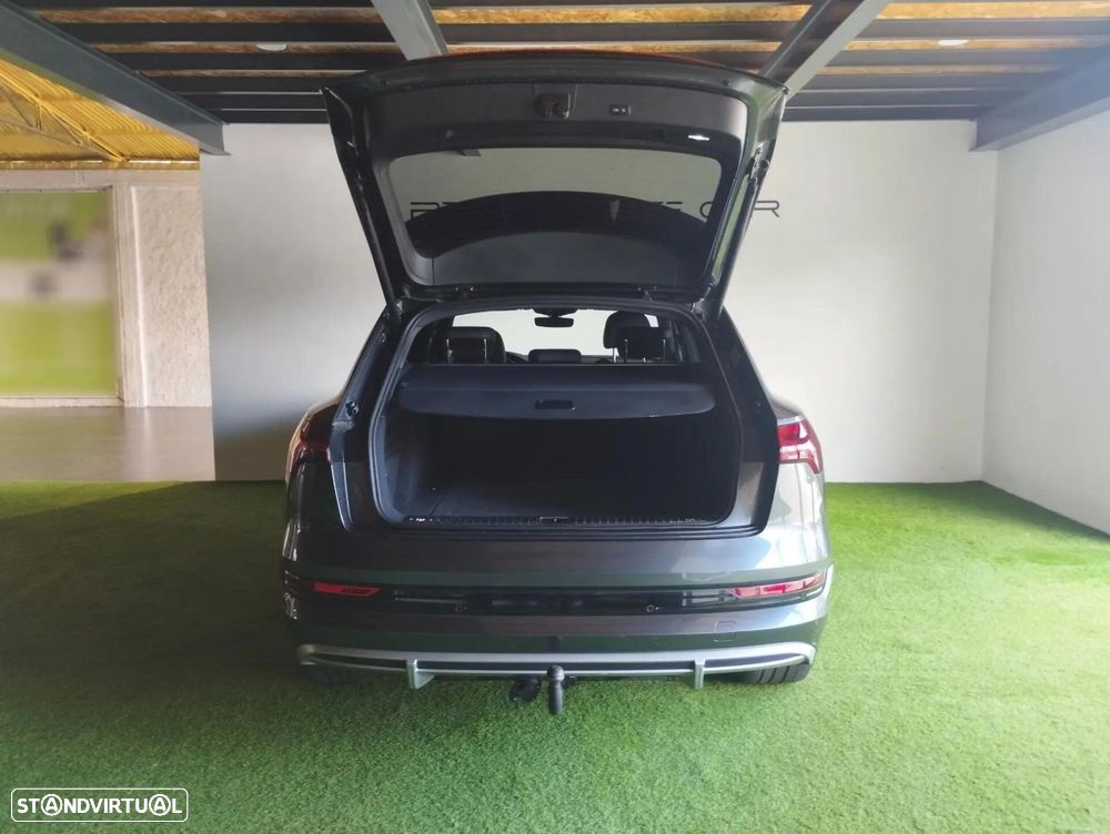 Audi e-tron 55 quattro S line - 6