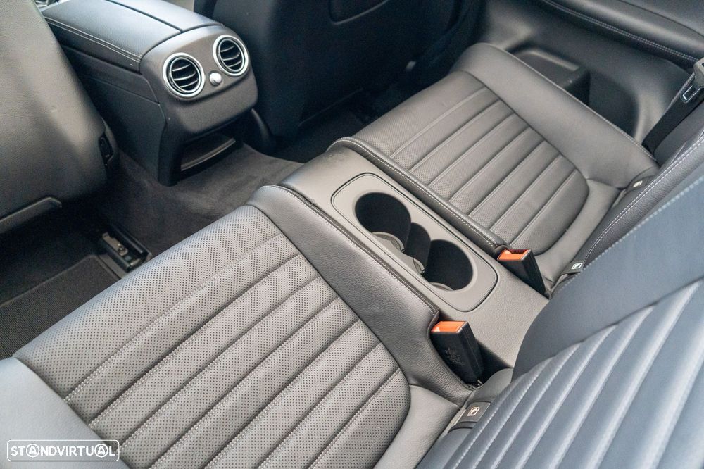 Mercedes-Benz C 200 - 13