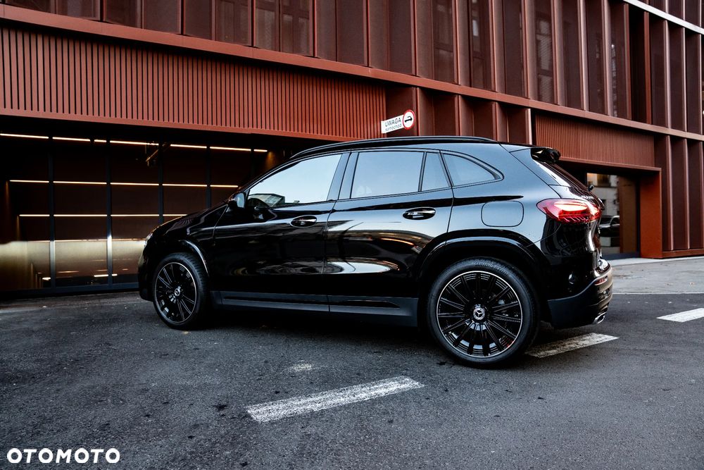 Mercedes-Benz GLA 200 mHEV AMG Line 7G-DCT - 28