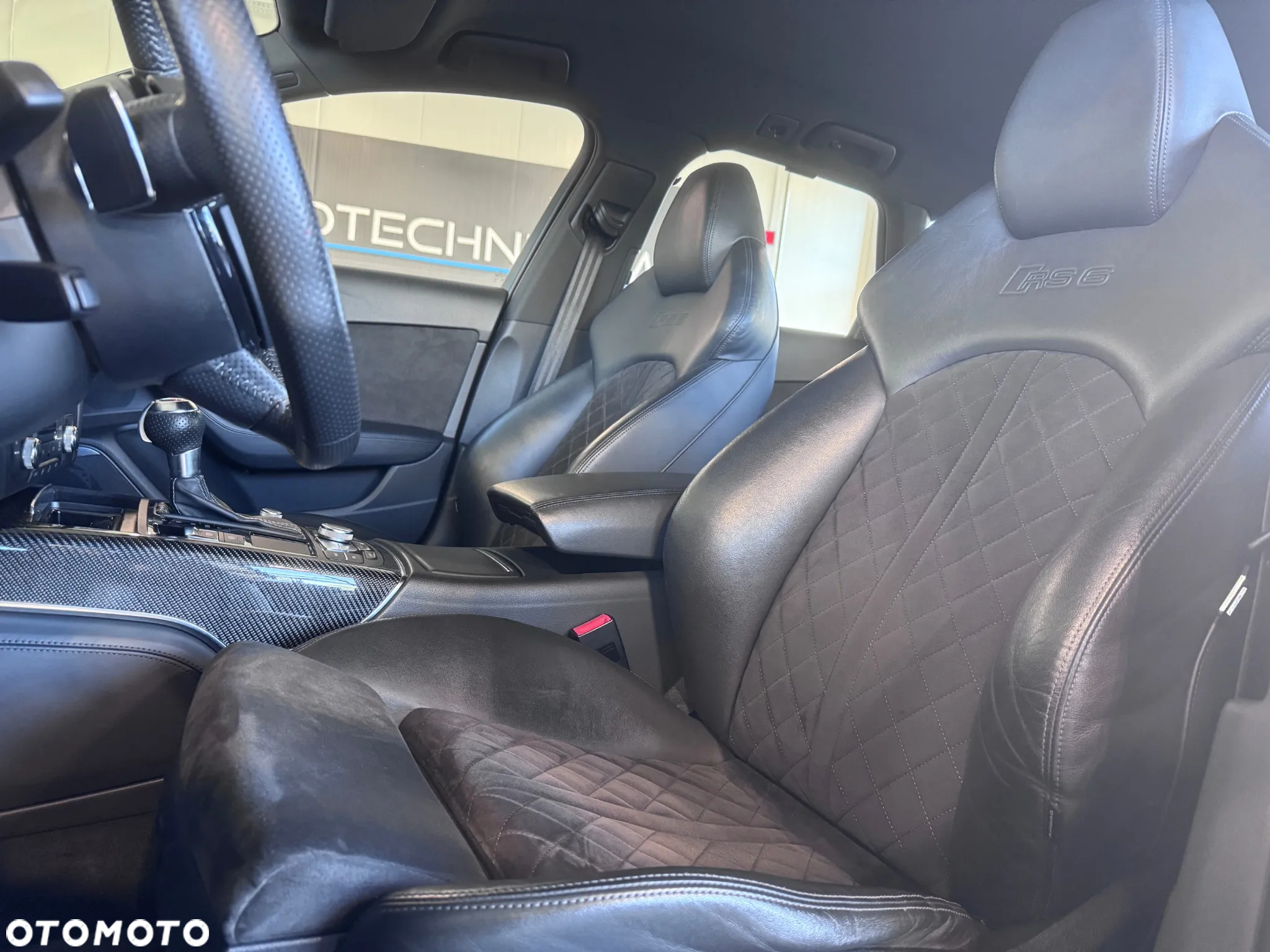 Audi RS6 4.0 TFSI Quattro Tiptronic - 14