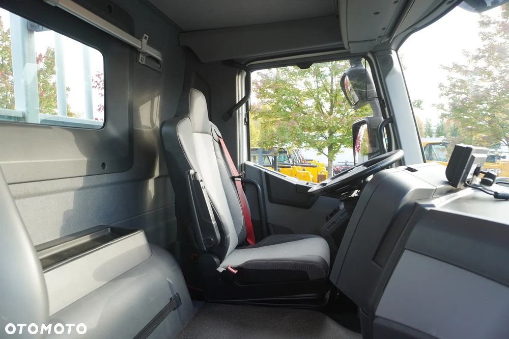 Renault C380 Comfort 6x4 / HDS Atlas 172.3E / Zasięg 12.3 m / Udźwig 6.1 t / Burtowy 17 EPAL - 29