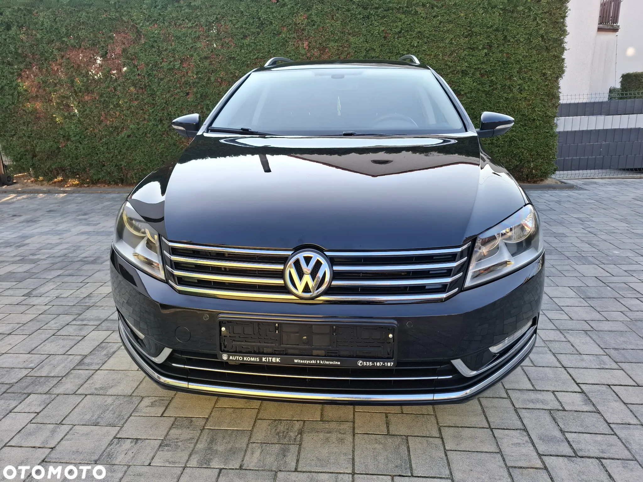 Volkswagen Passat - 2