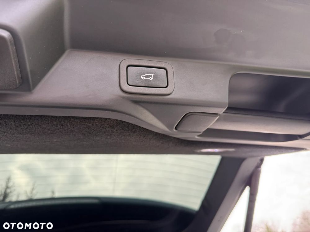 Land Rover Range Rover Sport - 11