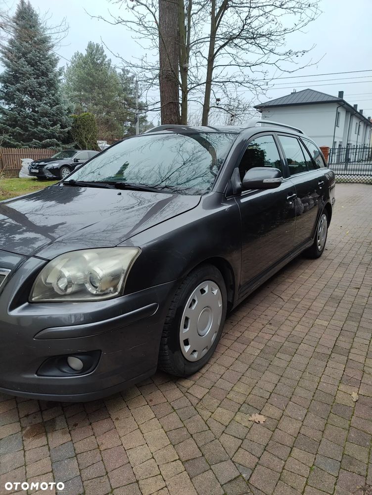 Toyota Avensis 1.8 VVT-i Automatik Sol - 20