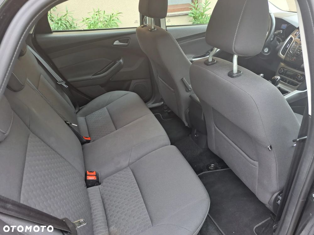 Ford Focus - 14