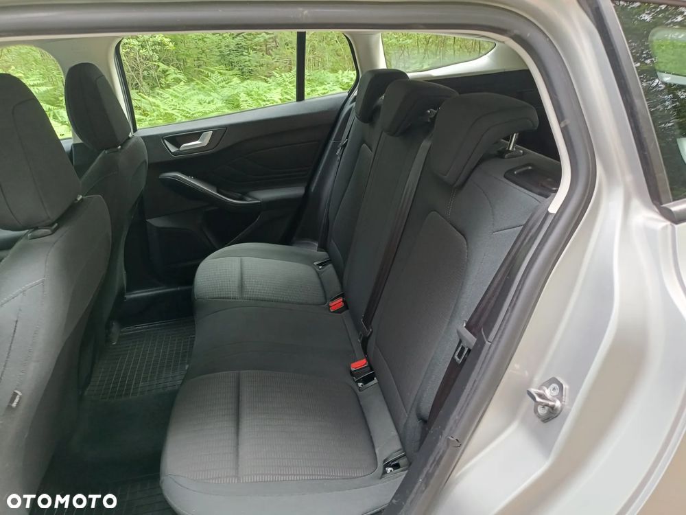 Ford Focus 1.5 EcoBlue Active - 11