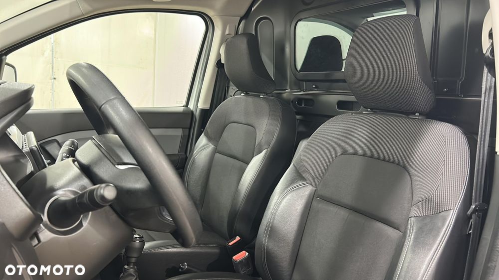 Renault Express Van - 10